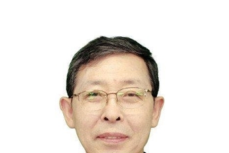 봄은 다시 시작하라는 시대의 신호